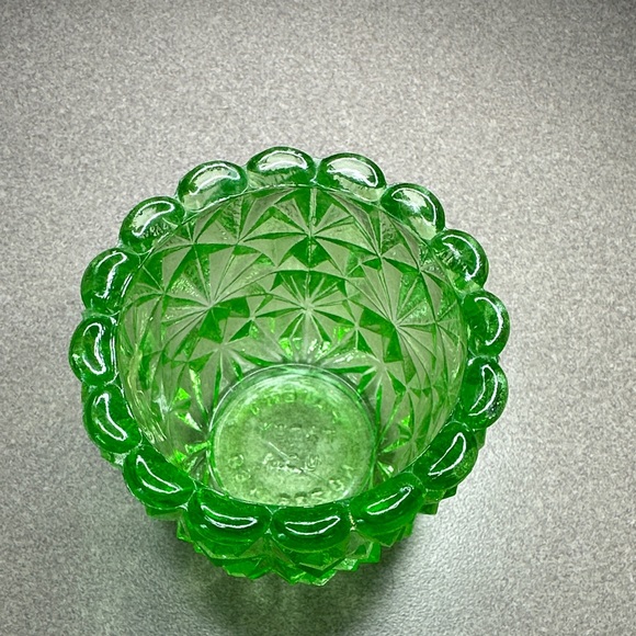 Vaseline Glass Faroy USA - Picture 8 of 8